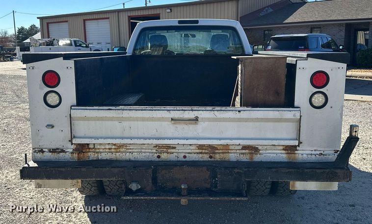 image for item NS9011 2015 Ford F350 Super Duty  utility bed pickup truck