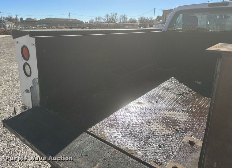 image for item NS9011 2015 Ford F350 Super Duty  utility bed pickup truck