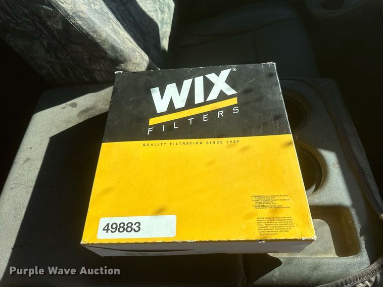 image for item NS9011 2015 Ford F350 Super Duty  utility bed pickup truck