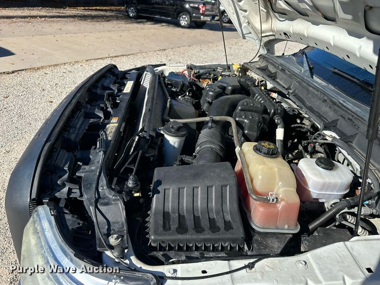 image for item NS9011 2015 Ford F350 Super Duty  utility bed pickup truck