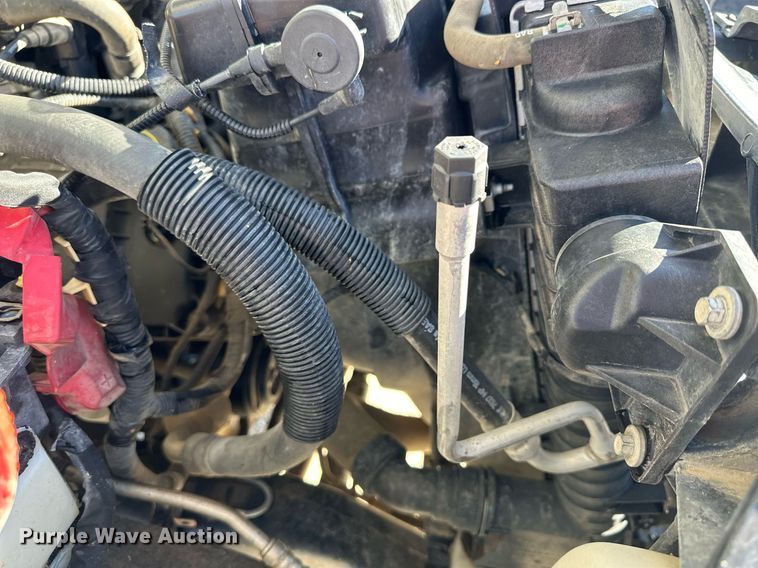 image for item NS9011 2015 Ford F350 Super Duty  utility bed pickup truck