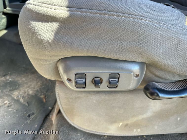 image for item NS9029 2006 Dodge Ram 2500 SLT  Quad Cab pickup truck