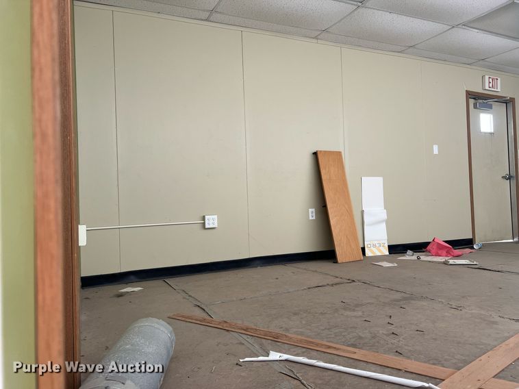 image for item OA9055 2000 Manufactured Structures Corporation 2468-CR-2000  mobile office trailer