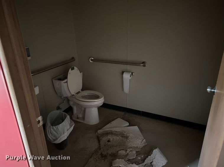 image for item OA9055 2000 Manufactured Structures Corporation 2468-CR-2000  mobile office trailer