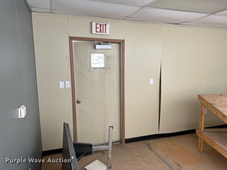 image for item OA9055 2000 Manufactured Structures Corporation 2468-CR-2000  mobile office trailer