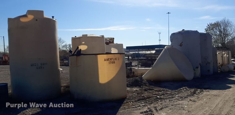 image for item OA9178 (7) poly tanks