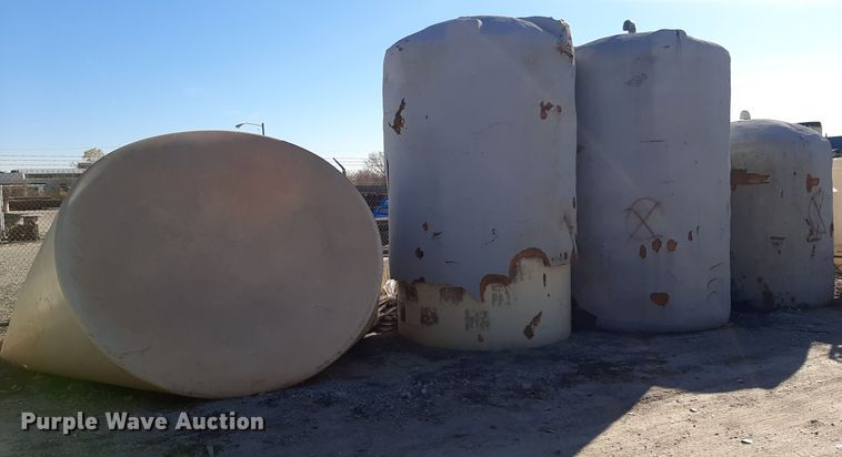 image for item OA9178 (7) poly tanks