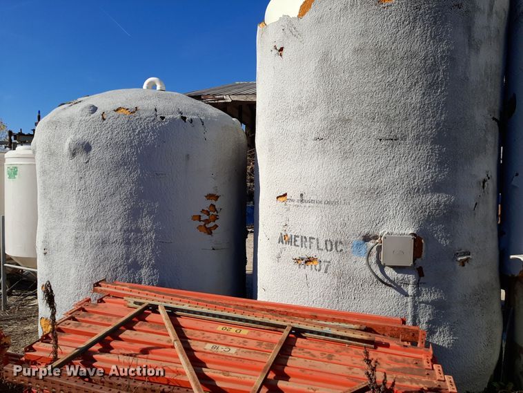 image for item OA9178 (7) poly tanks