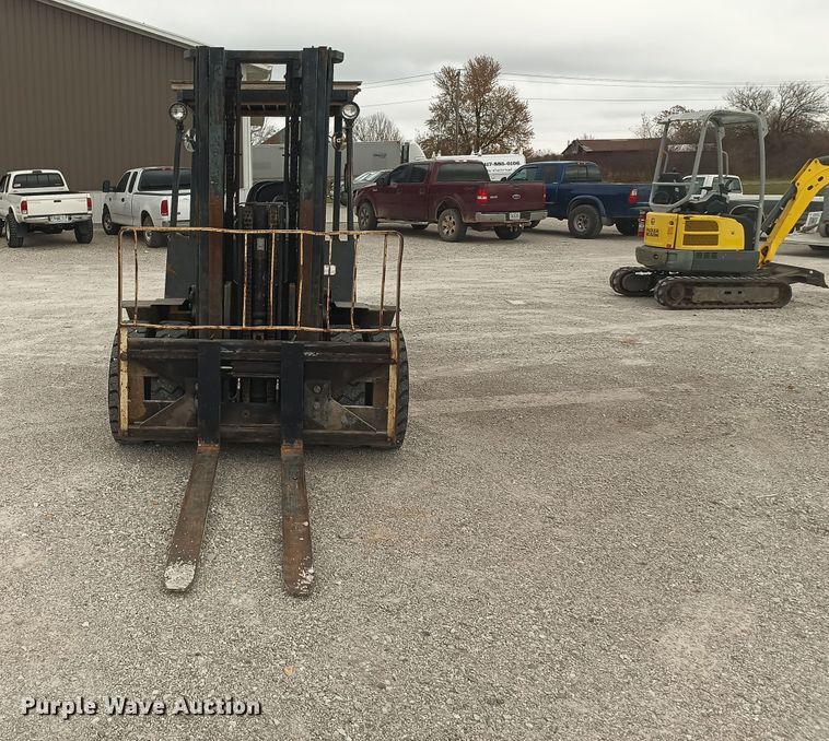 image for item OA9187 Yale  forklift