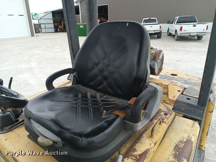 image for item OA9187 Yale  forklift