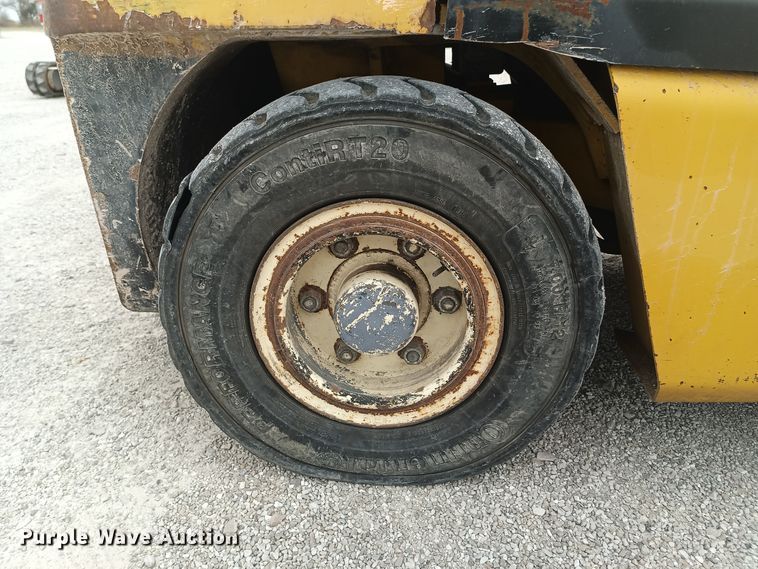 image for item OA9187 Yale  forklift