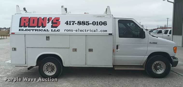 image for item OA9188 2006 Ford E350 Super Duty  utility van