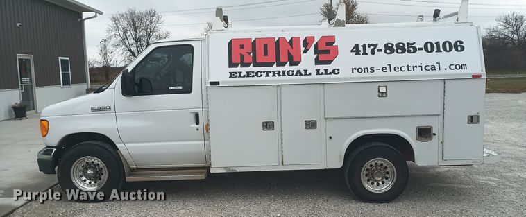 image for item OA9188 2006 Ford E350 Super Duty  utility van
