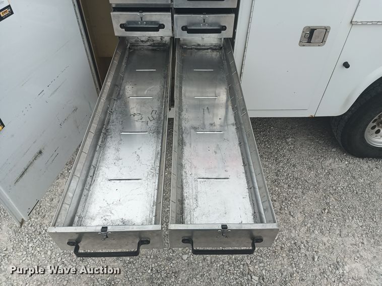 image for item OA9188 2006 Ford E350 Super Duty  utility van