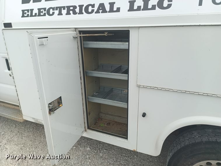 image for item OA9188 2006 Ford E350 Super Duty  utility van