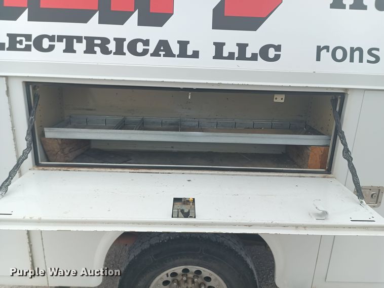 image for item OA9188 2006 Ford E350 Super Duty  utility van