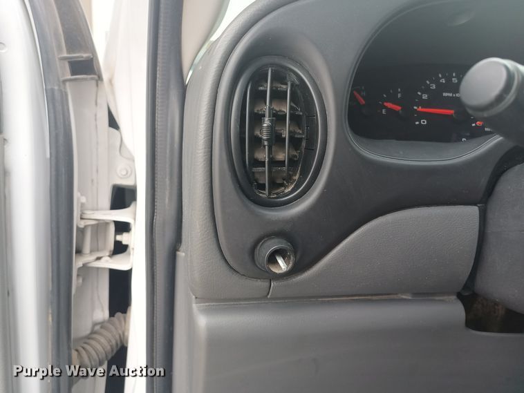 image for item OA9188 2006 Ford E350 Super Duty  utility van