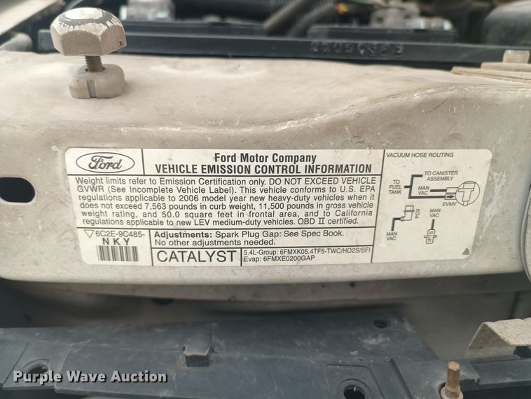 image for item OA9188 2006 Ford E350 Super Duty  utility van