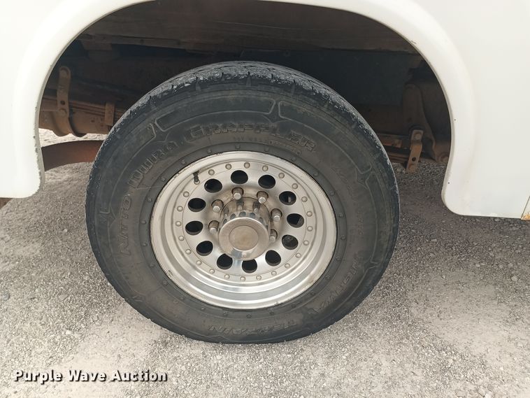 image for item OA9188 2006 Ford E350 Super Duty  utility van