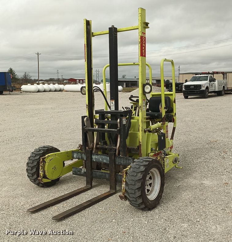 image for item OA9190 Donkey D12-4K  forklift