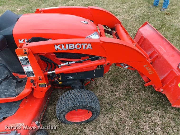image for item OA9191 Kubota BX2350  MFWD tractor