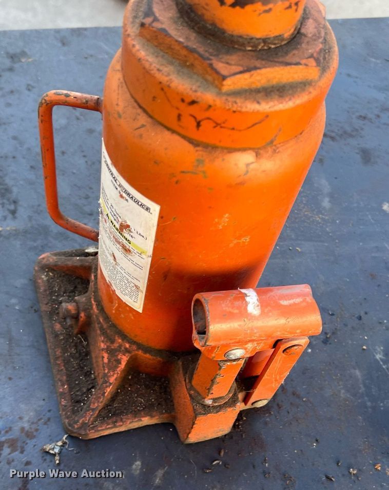 image for item OA9205 Tools