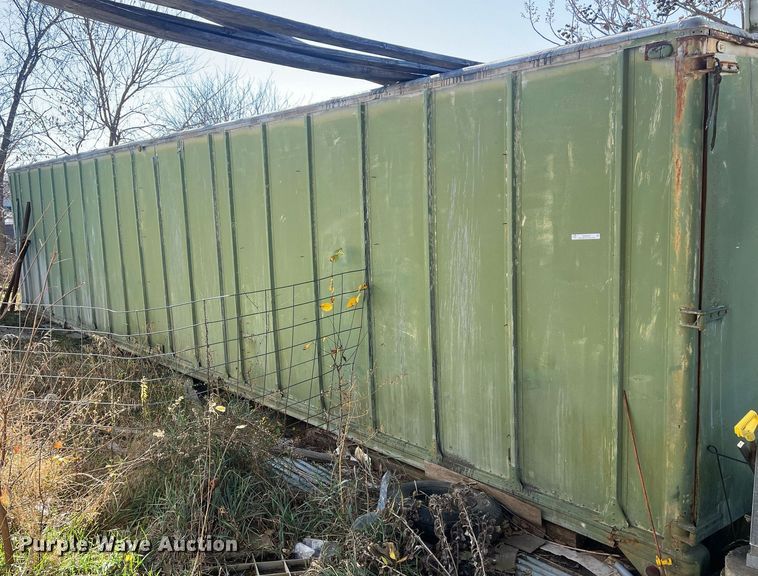 image for item OA9208 (2) dry van trailer bodies