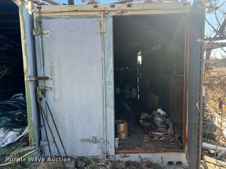 image for item OA9208 (2) dry van trailer bodies