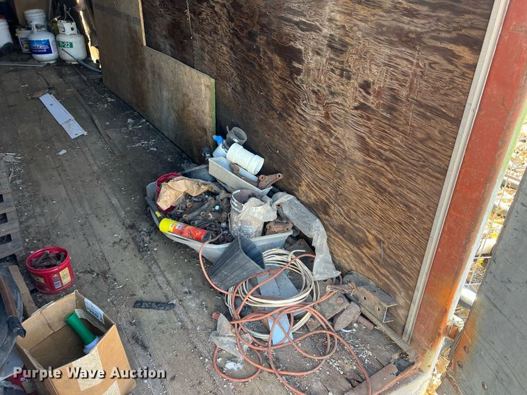 image for item OA9208 (2) dry van trailer bodies