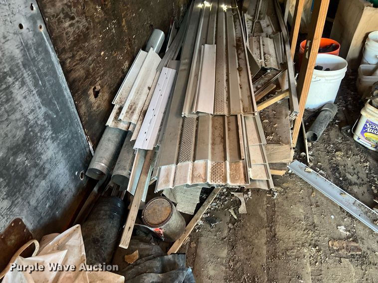 image for item OA9208 (2) dry van trailer bodies