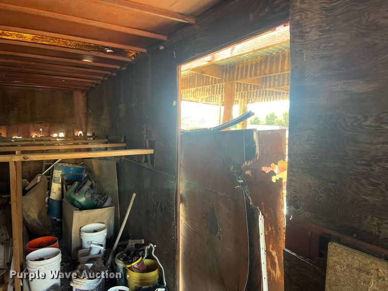 image for item OA9208 (2) dry van trailer bodies