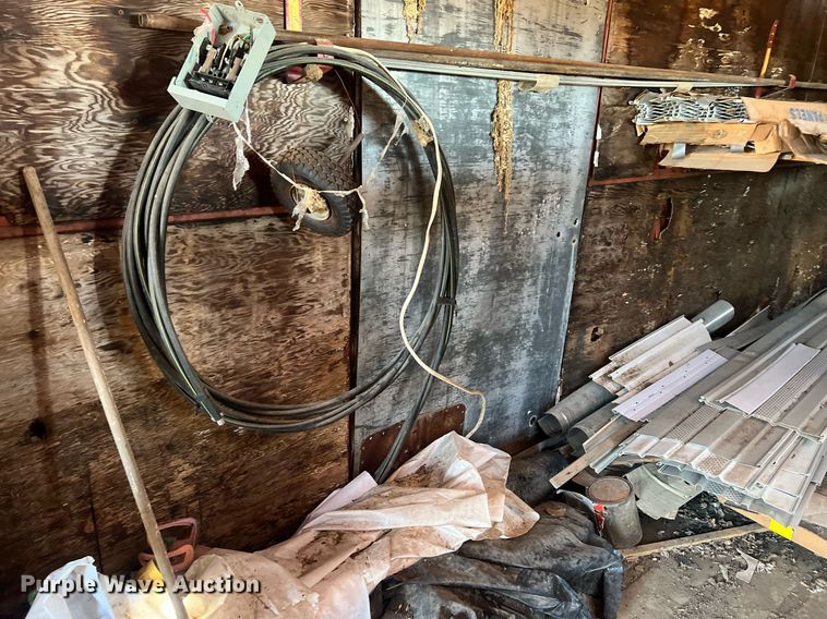 image for item OA9208 (2) dry van trailer bodies