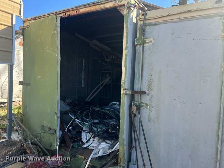 image for item OA9208 (2) dry van trailer bodies