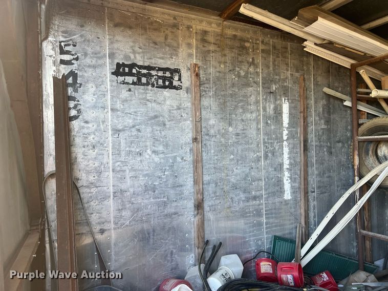 image for item OA9208 (2) dry van trailer bodies