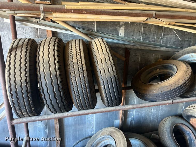 image for item OA9208 (2) dry van trailer bodies