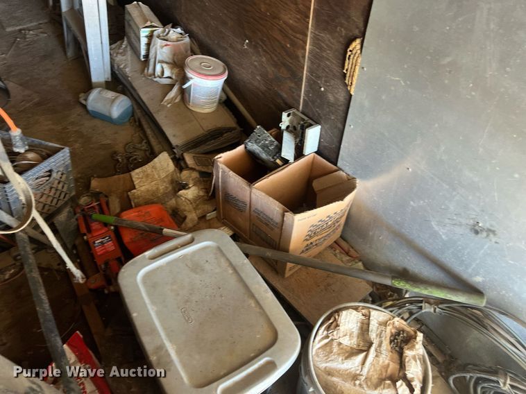 image for item OA9209 Dry van trailer body