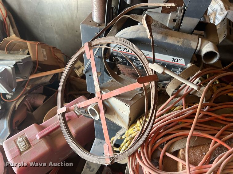 image for item OA9209 Dry van trailer body