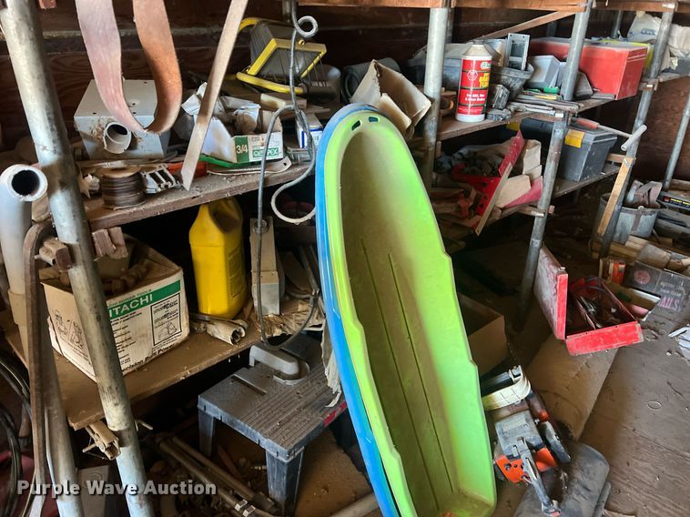 image for item OA9209 Dry van trailer body