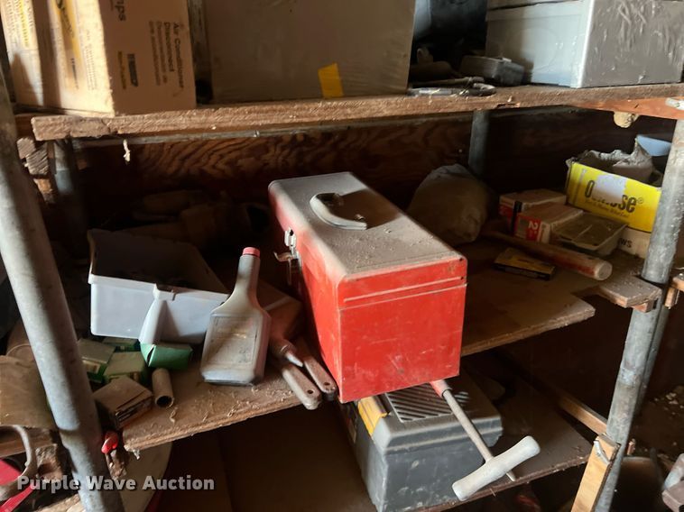 image for item OA9209 Dry van trailer body