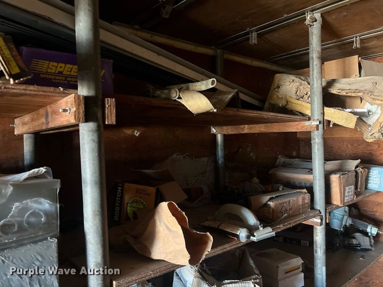 image for item OA9209 Dry van trailer body