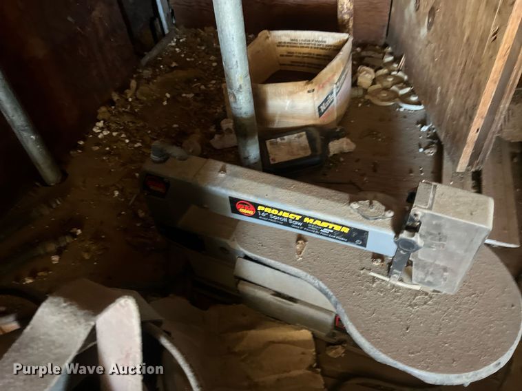 image for item OA9209 Dry van trailer body