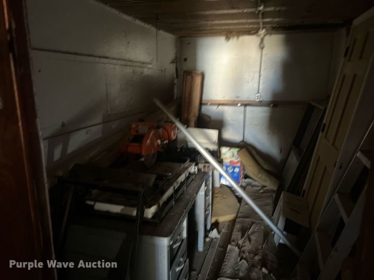 image for item OA9209 Dry van trailer body