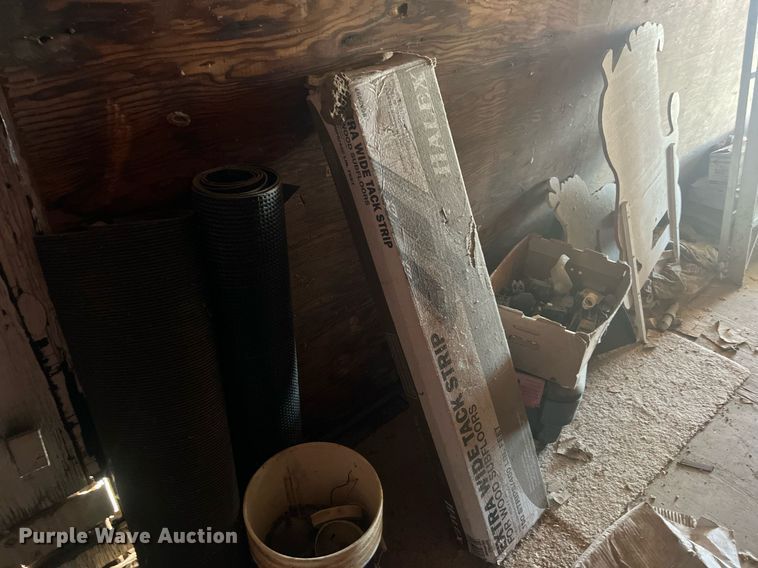 image for item OA9209 Dry van trailer body