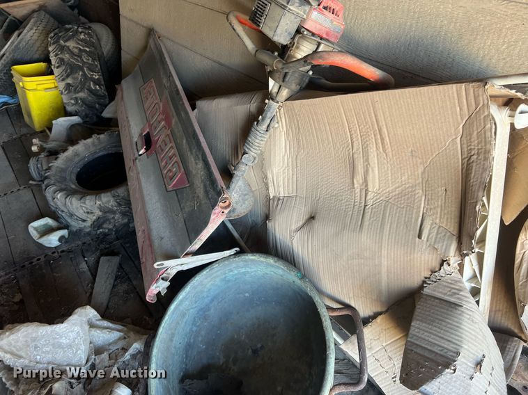 image for item OA9210 Dry van trailer body