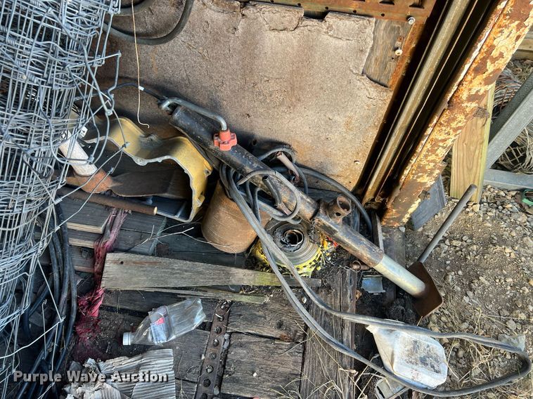 image for item OA9210 Dry van trailer body