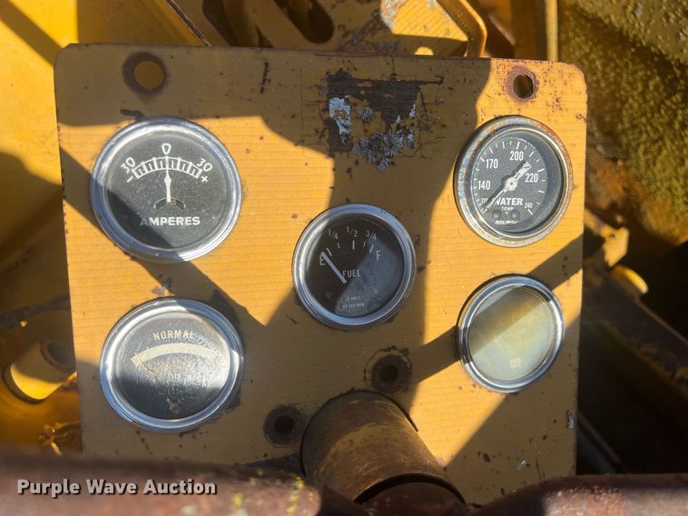 image for item OA9213 Massy Ferguson 2500  forklift