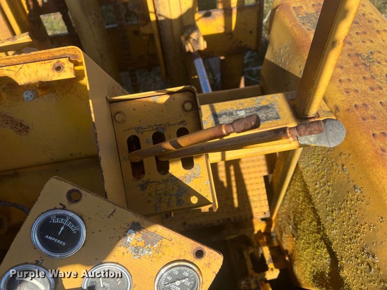 image for item OA9213 Massy Ferguson 2500  forklift