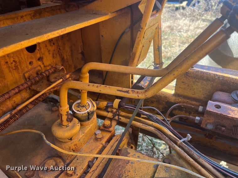 image for item OA9213 Massy Ferguson 2500  forklift