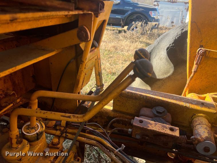 image for item OA9213 Massy Ferguson 2500  forklift