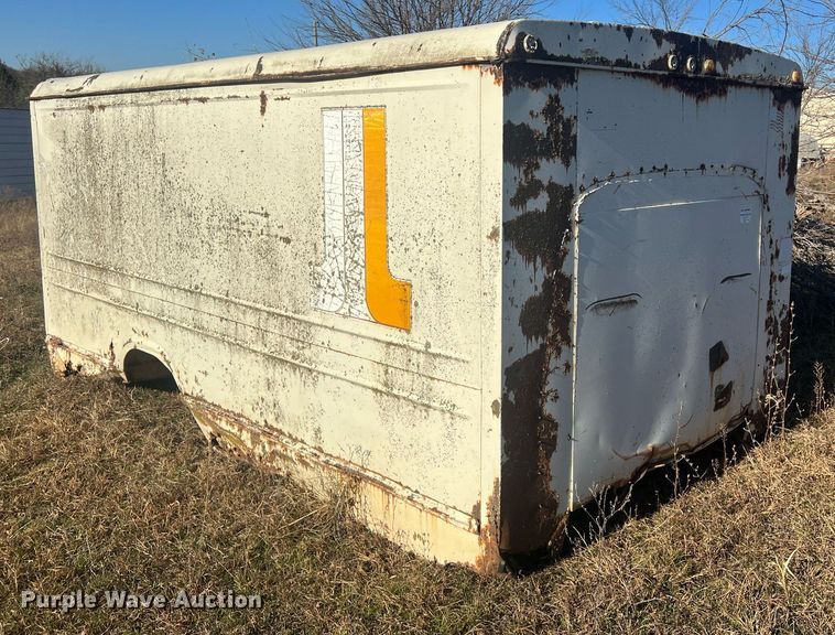 image for item OA9214 Box bed